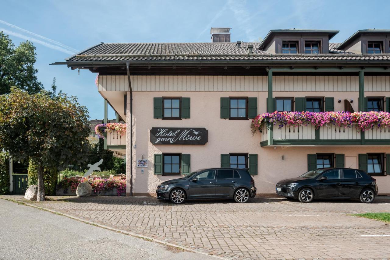 Hotel Garni Moewe Am See 프리엔암치엠시 외부 사진